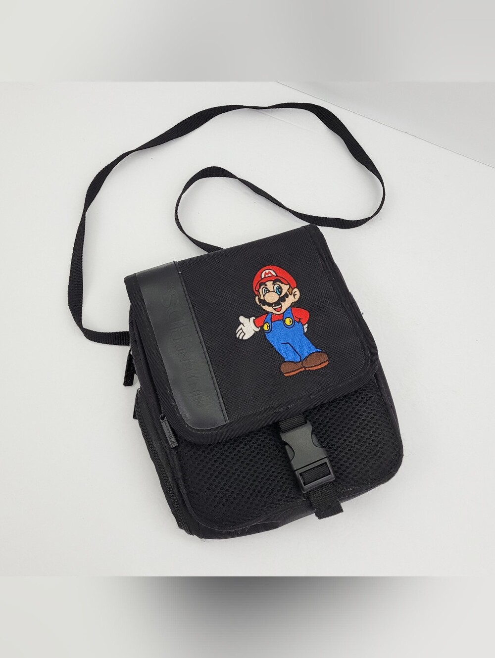 Official Nintendo DS Carrying Case Mario